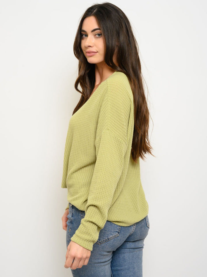 WOMEN'S LONG SLEEVE SURPLICE TOP