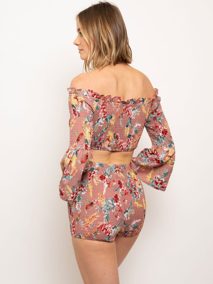 WOMEN'S SMOCKED TOP AND SHORTS SET