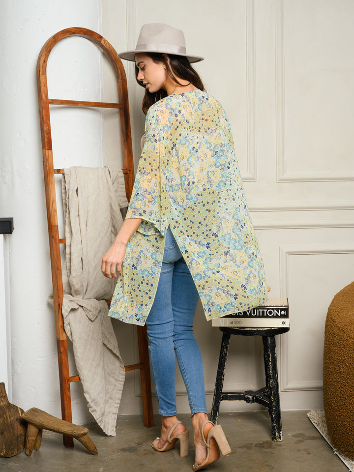 WOMEN'S SHORT SLEEVE FLORAL KIMONO