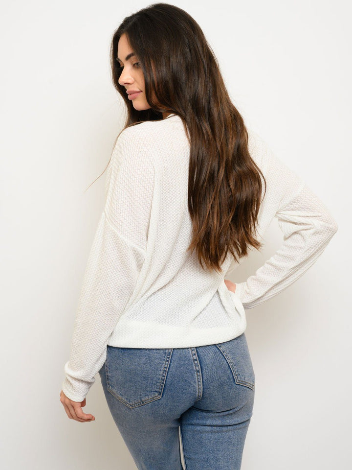 WOMEN'S LONG SLEEVE SURPLICE TOP