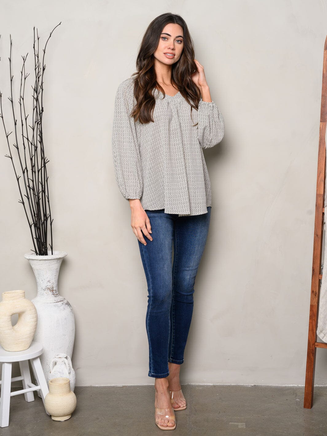 WOMEN'S LONG SLEEVE V-NECK PRINTED BLOUSE TOP