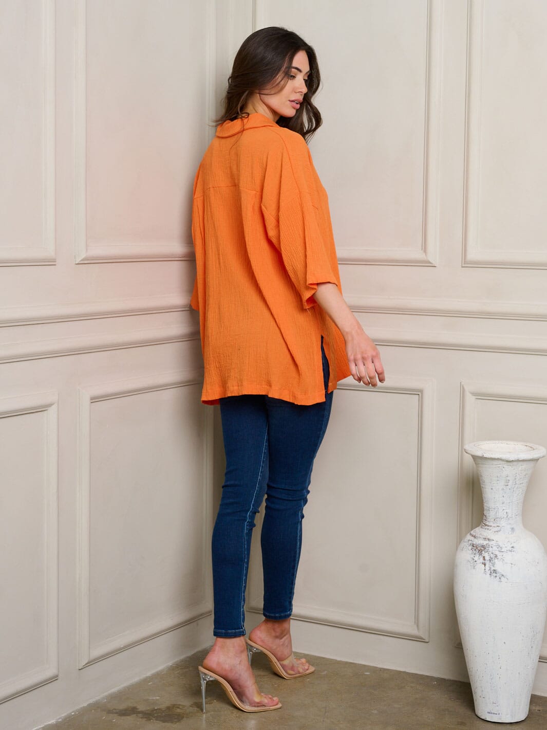 WOMEN'S SHORT SLEEVE BUTTON UP OVERSIZE TOP