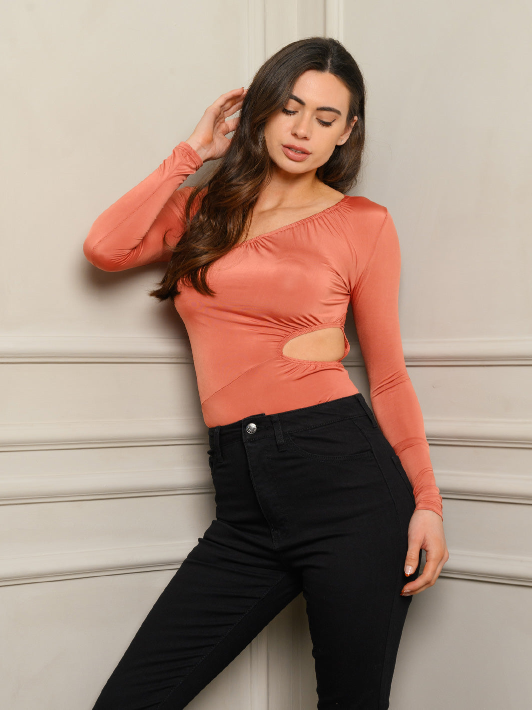 WOMEN'S LONG SLEEVE SIDE CUT OUT BODYSUIT