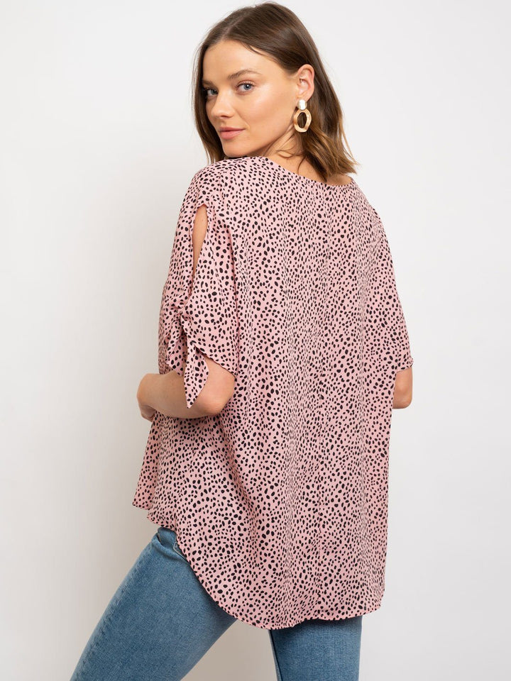 WOMEN'S POLKA DOTS V-NECK TOP