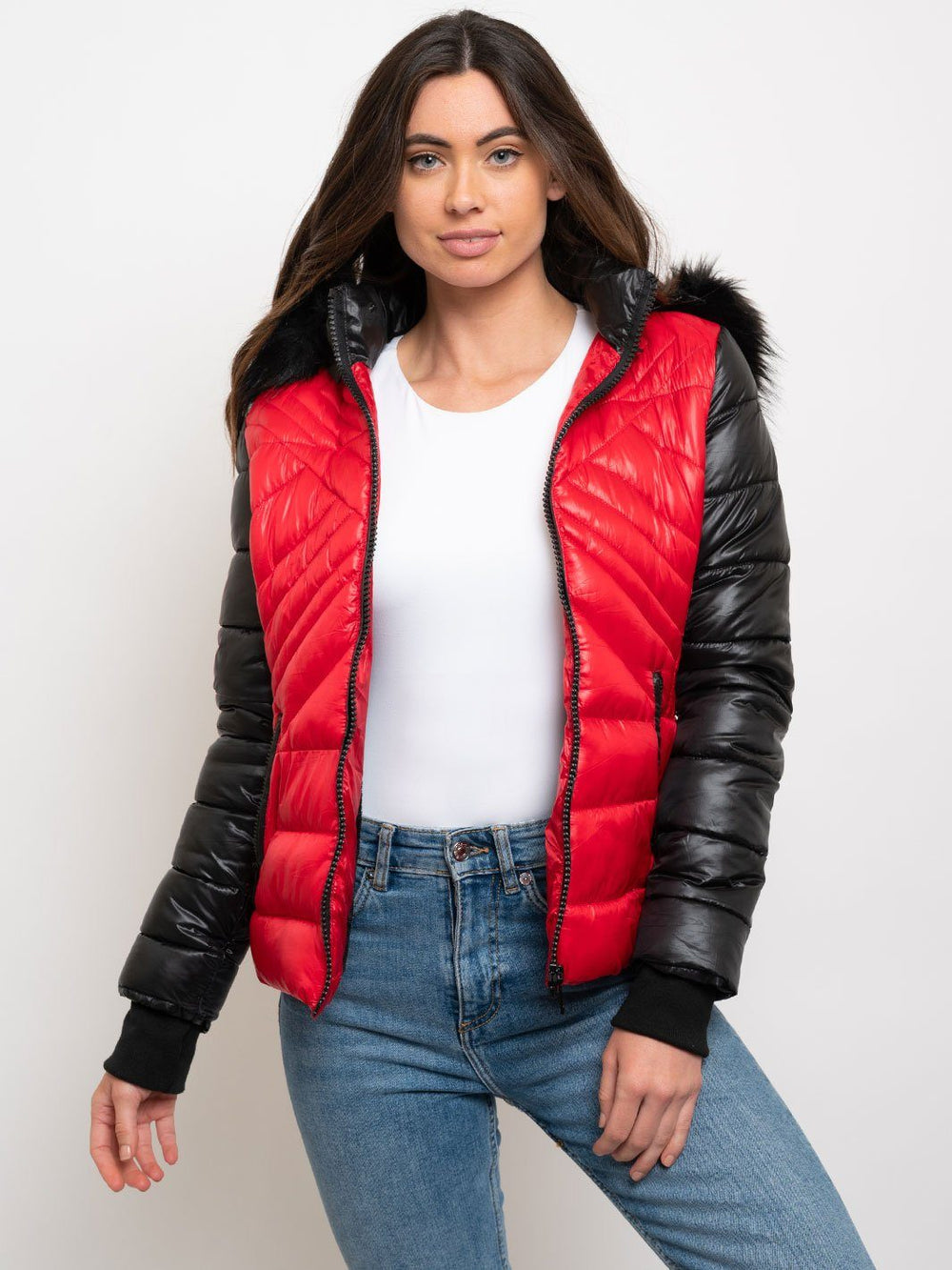 WOMEN'S HOODED FAUX FUR LINED QUILTED JACKET