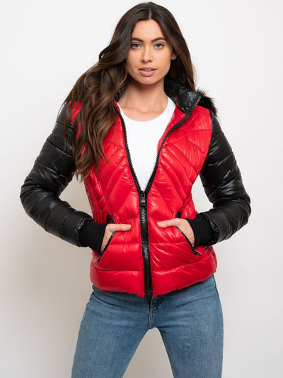 WOMEN'S HOODED FAUX FUR LINED QUILTED JACKET