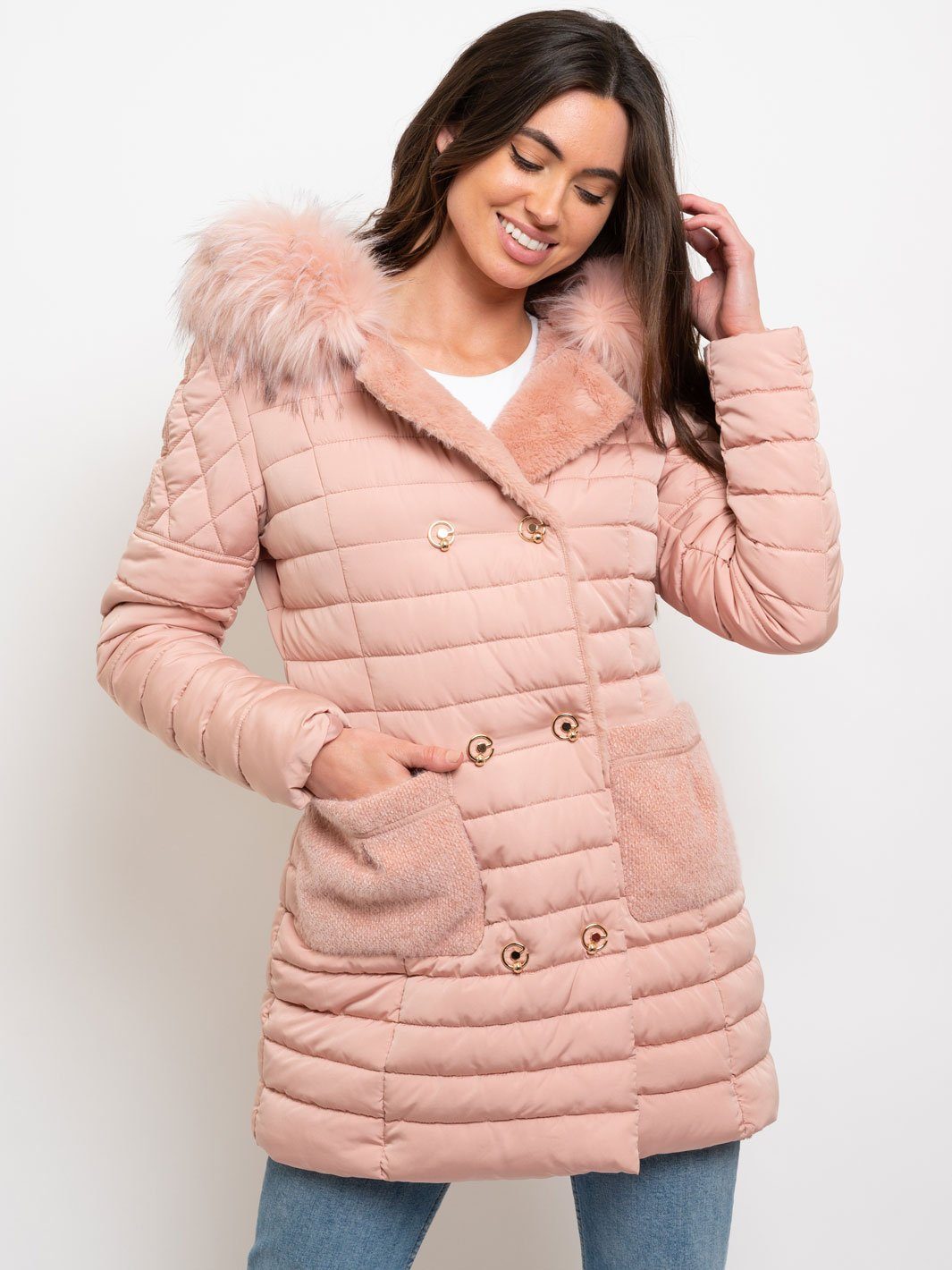 WOMEN'S MID LENGTH HOODED FAUX FUR LINED QUILTED COAT