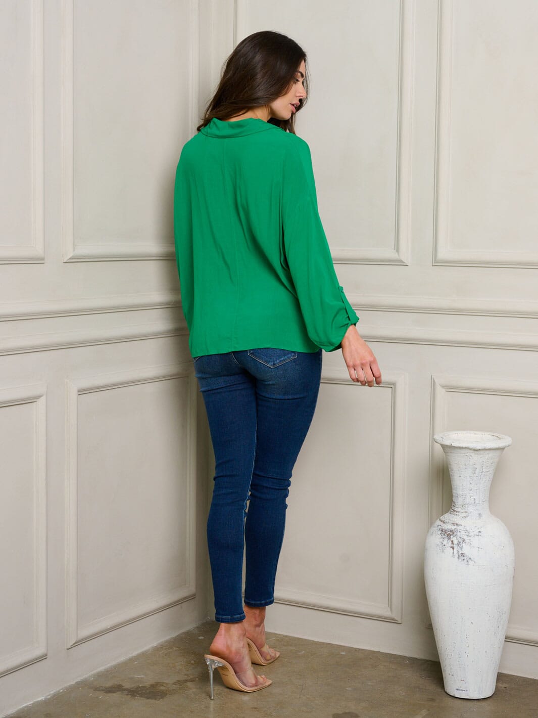 WOMEN'S LONG SLEEVE FRONT TWIST BUTTON UP TOP