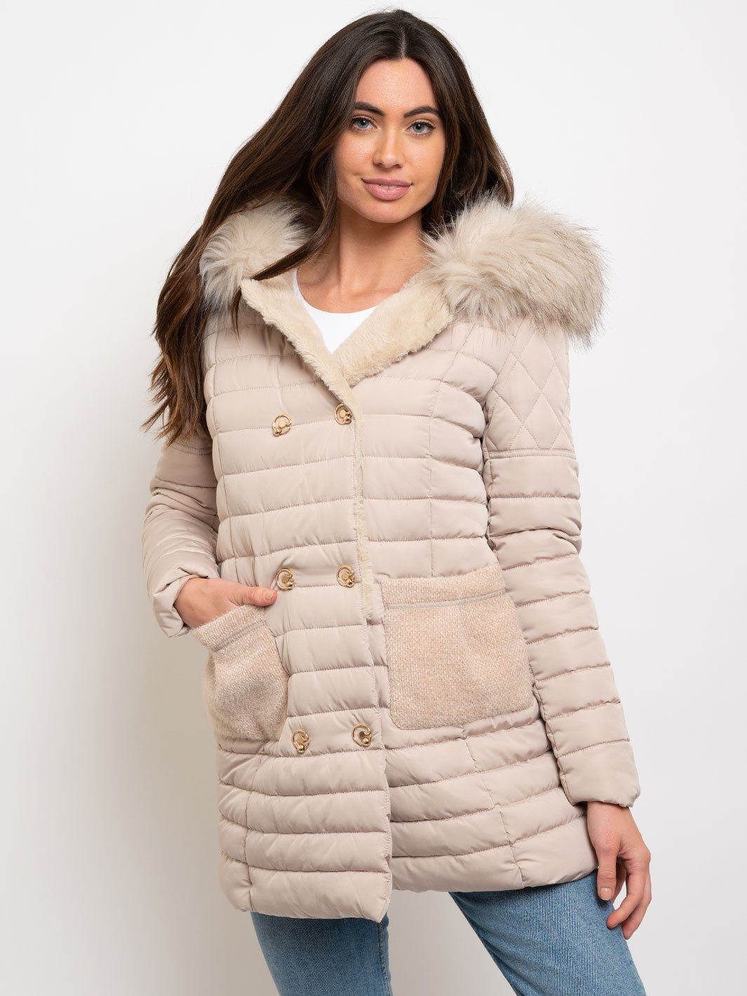 WOMEN'S MID LENGTH HOODED FAUX FUR LINED QUILTED COAT