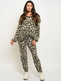 WOMEN'S ANIMAL PRINT 2PC. SET