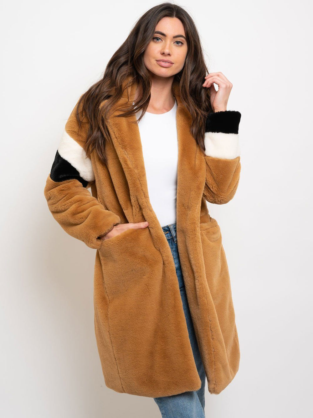 WOMEN'S LONG FAUX FUR COAT