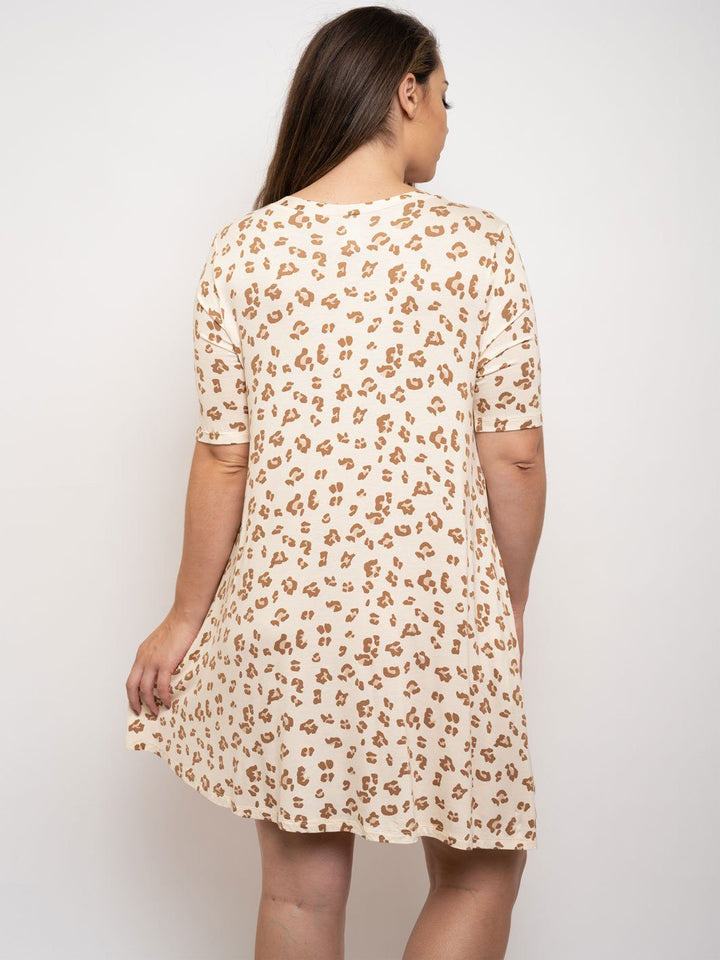 PLUS SIZE ANIMAL PRINT BUTTON UP DRESS
