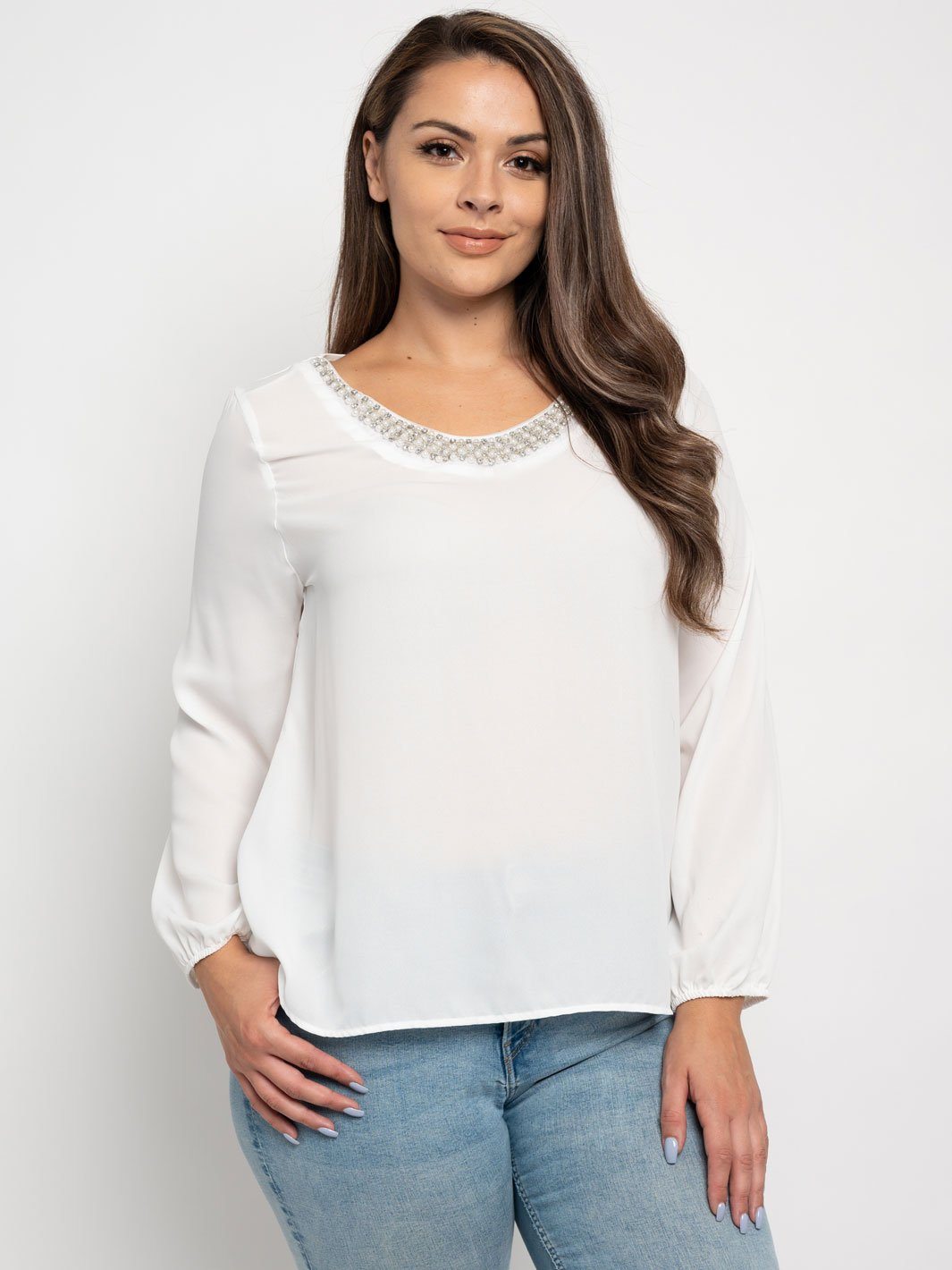 PLUS SIZE LONG SLEEVE PEARL DETAIL TOP