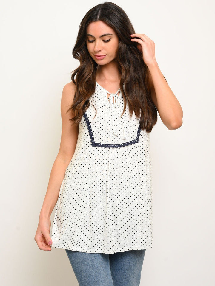 WOMEN'S MINI POLKA DOT SLEEVELESS LACE EMBELLISHMENT TOP