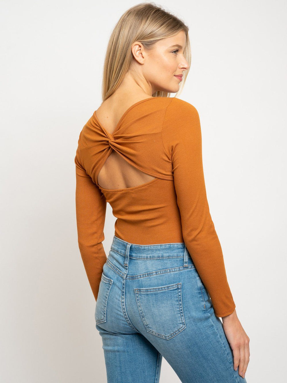 WOMEN'S OPEN BACK BODYSUIT