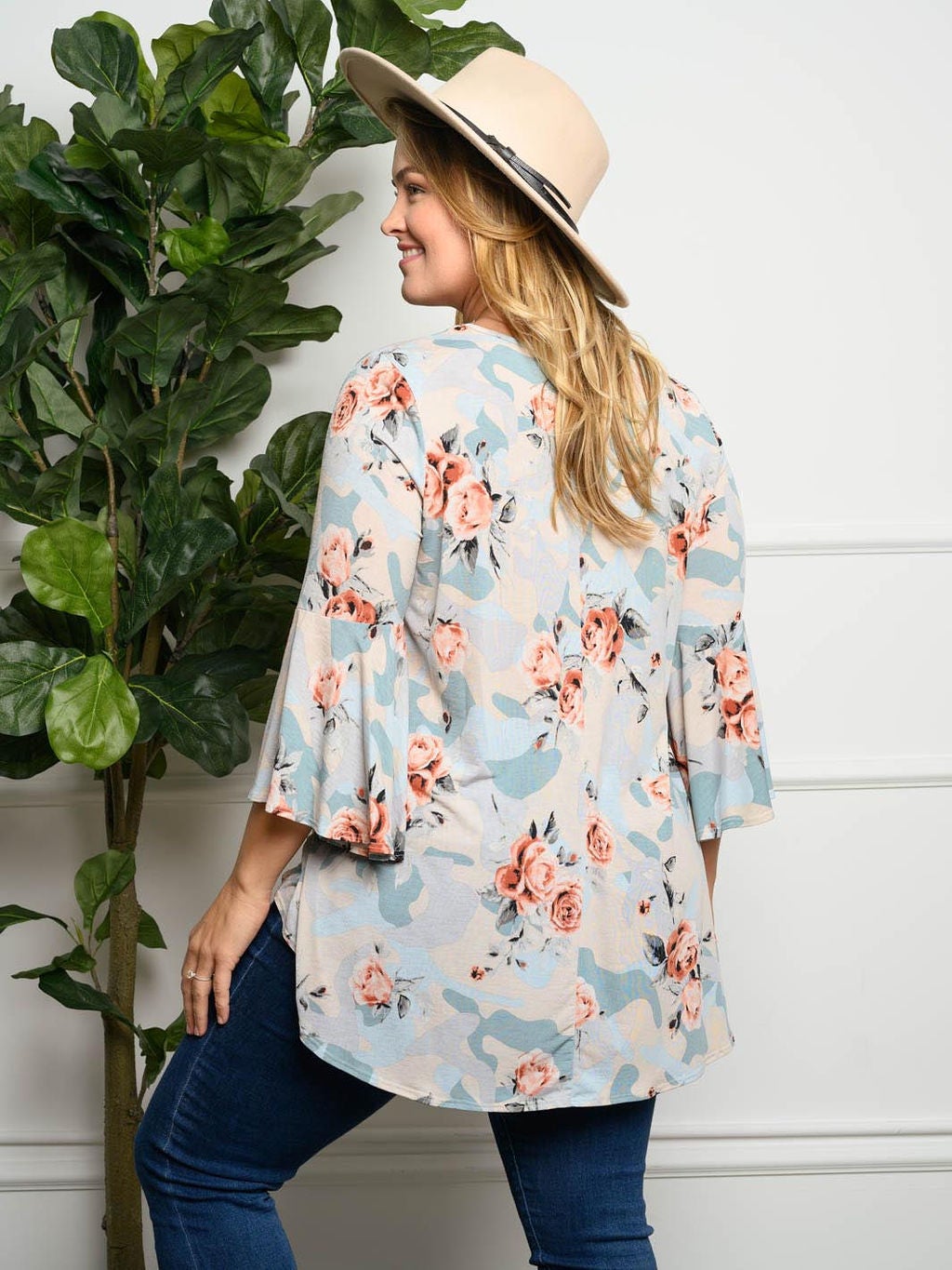 PLUS SIZE FLORAL BABYDOLL TOP