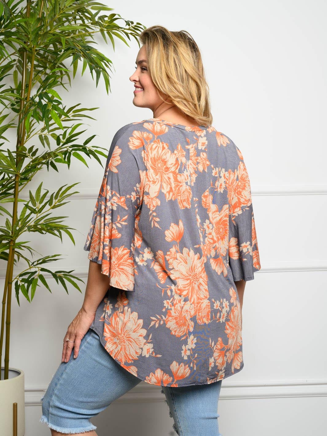 PLUS SIZE 3/4 SLEEVES FLORAL TUNIC TOP