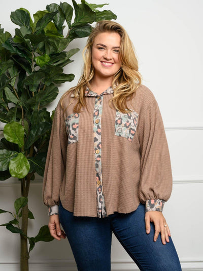 PLUS SIZE LONG SLEEVE ANIMAL PRINT BUTTON UP TOP