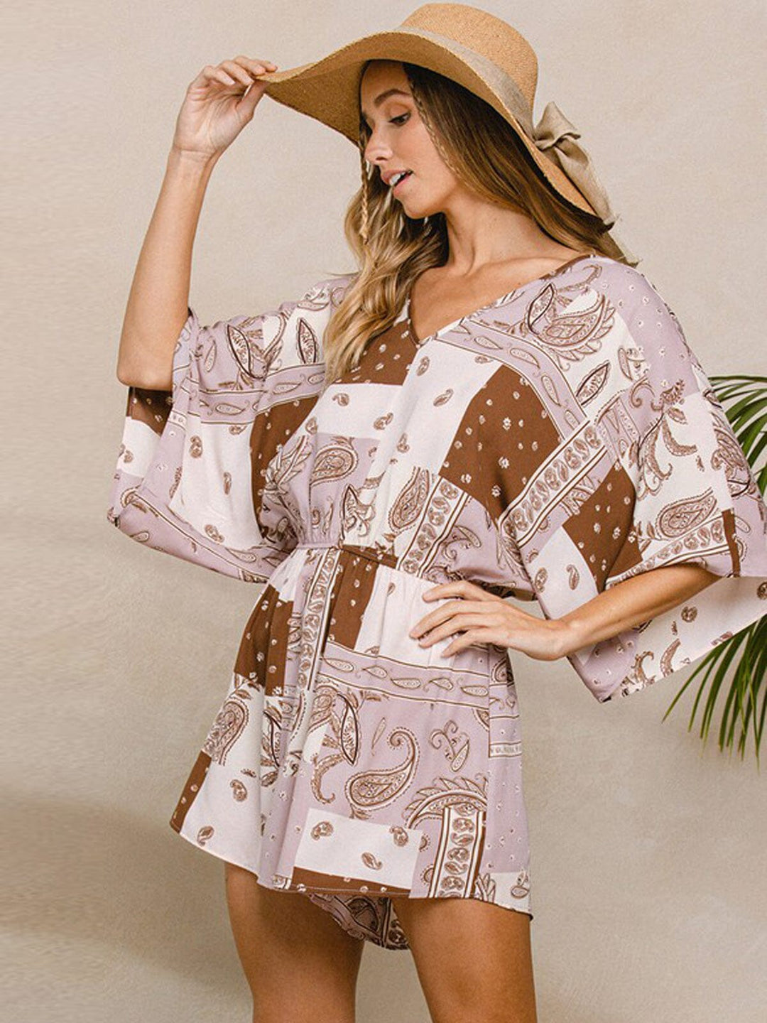 WOMEN'S SHORT SLEEVE V-NECK PAISLEY PRINT ROMPER