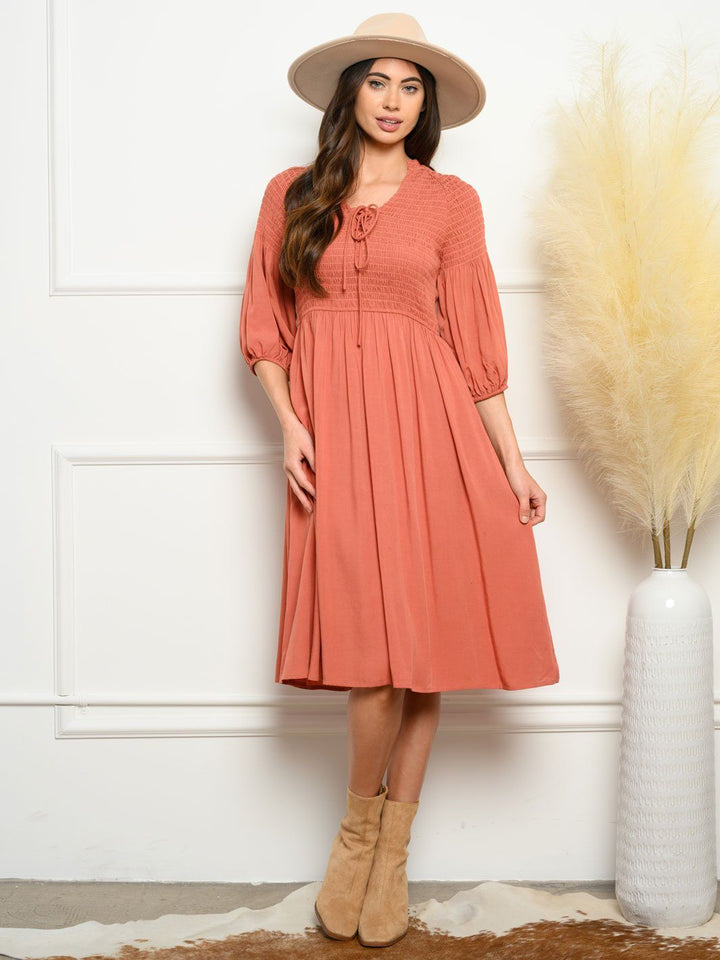 WOMEN'S SMOCK DETAIL FRONT TIE MIDI DRESS
