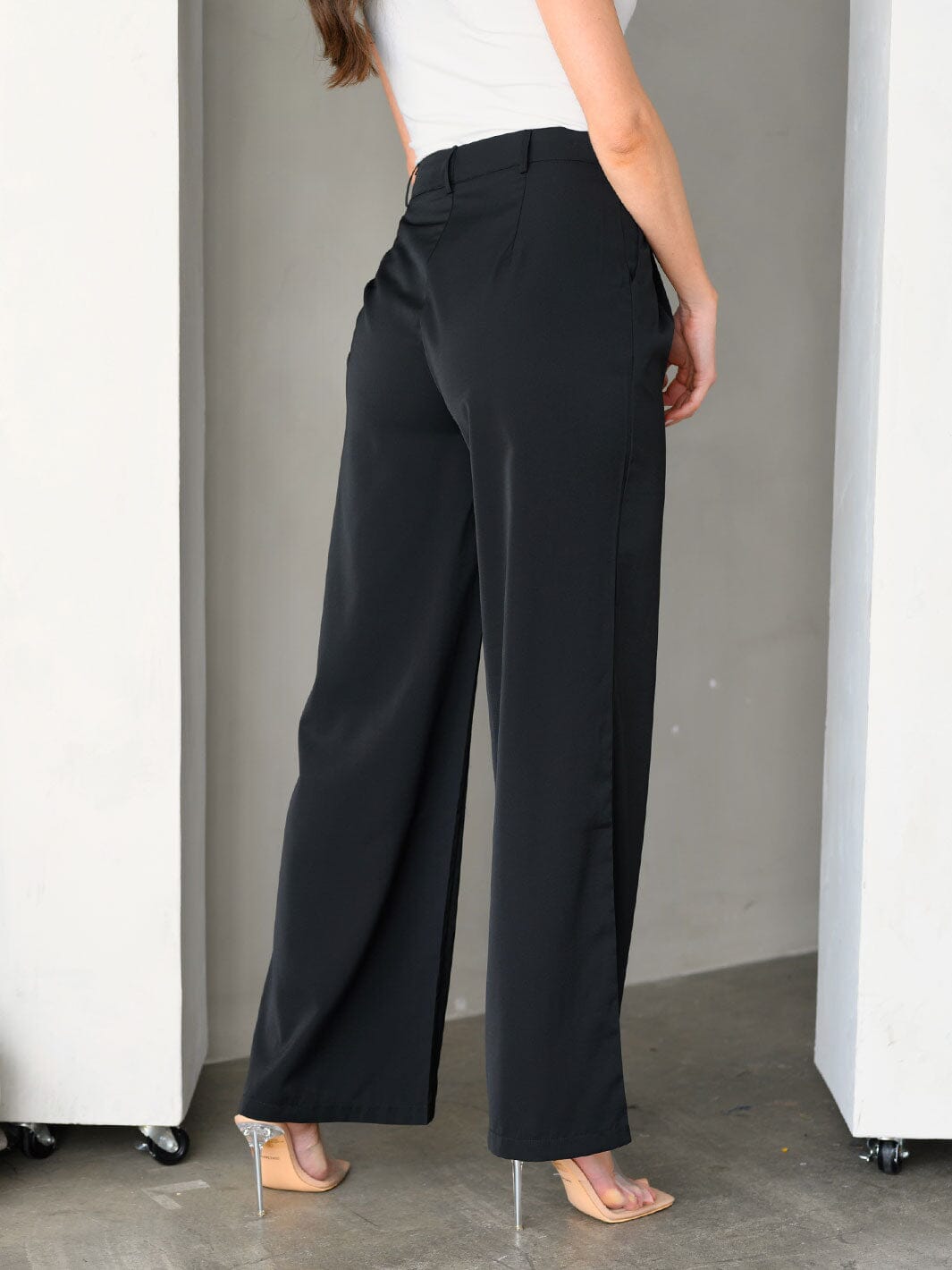 WOMEN'S WIDE LEG POCKETS PLEATED PANTS