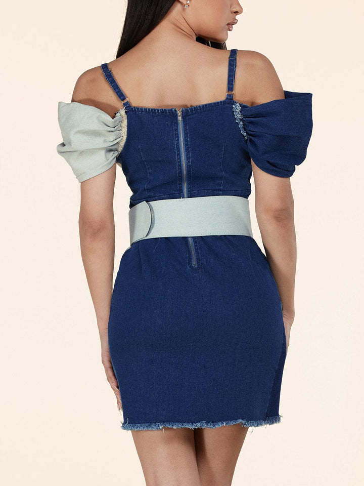 WOMEN'S SLEEVELESS V-NECK 2 TONE BELTED DENIM MINI DRESS