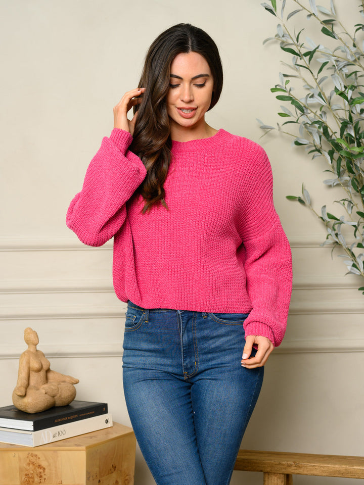 WOMEN'S LONG SLEEVE ROUND NECK SWEATER