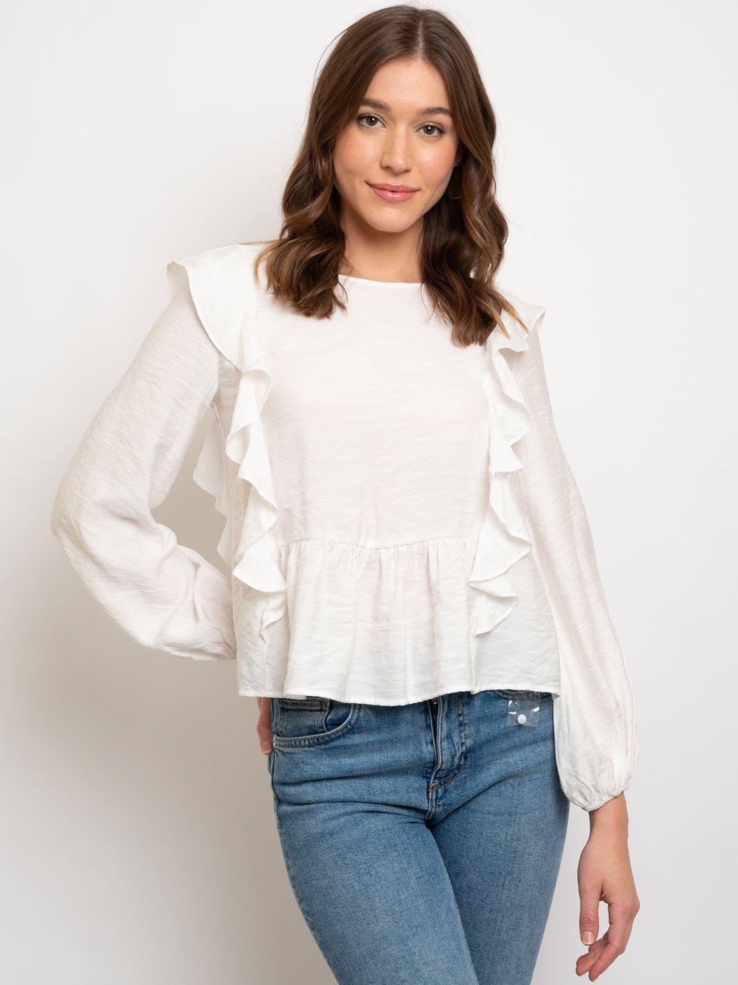 WOMEN'S WHITE LONG SLEEVE RUFFLE TOP