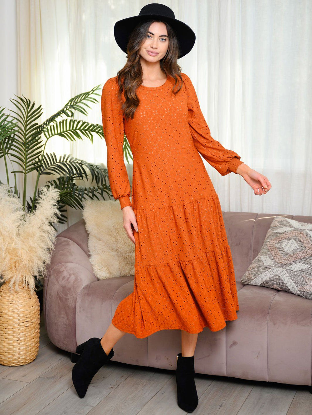 WOMEN'S LONG SLEEVE EYELET KNIT MIDI DRESS