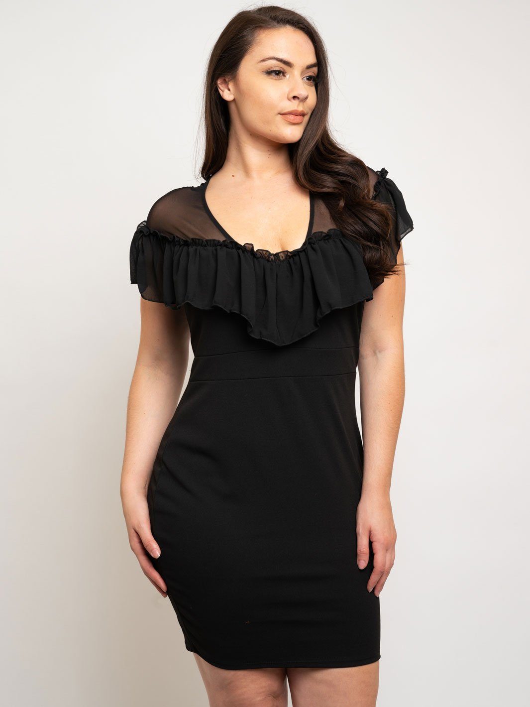 PLUS SIZE RUFFLE MINI DRESS