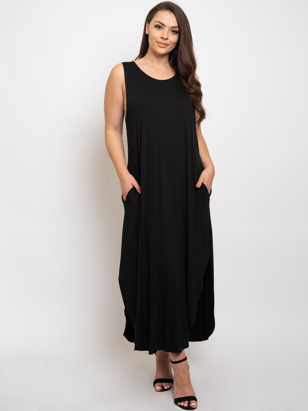 PLUS SIZE MAXI POCKETS DRESS
