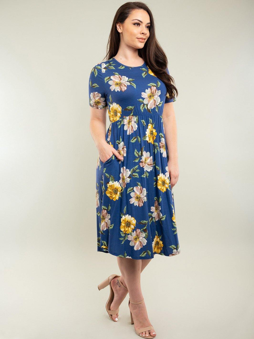 PLUS SIZE FLORAL MIDI DRESS