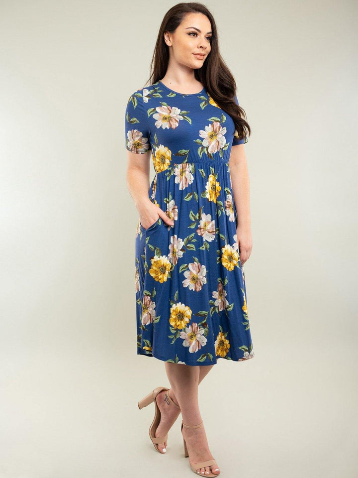 PLUS SIZE FLORAL MIDI DRESS