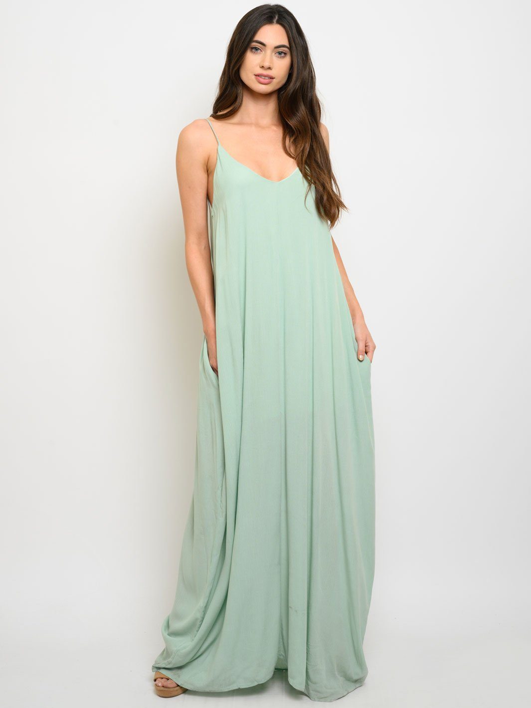 WOMEN'S SOLID V-NECK MAXI DRESS