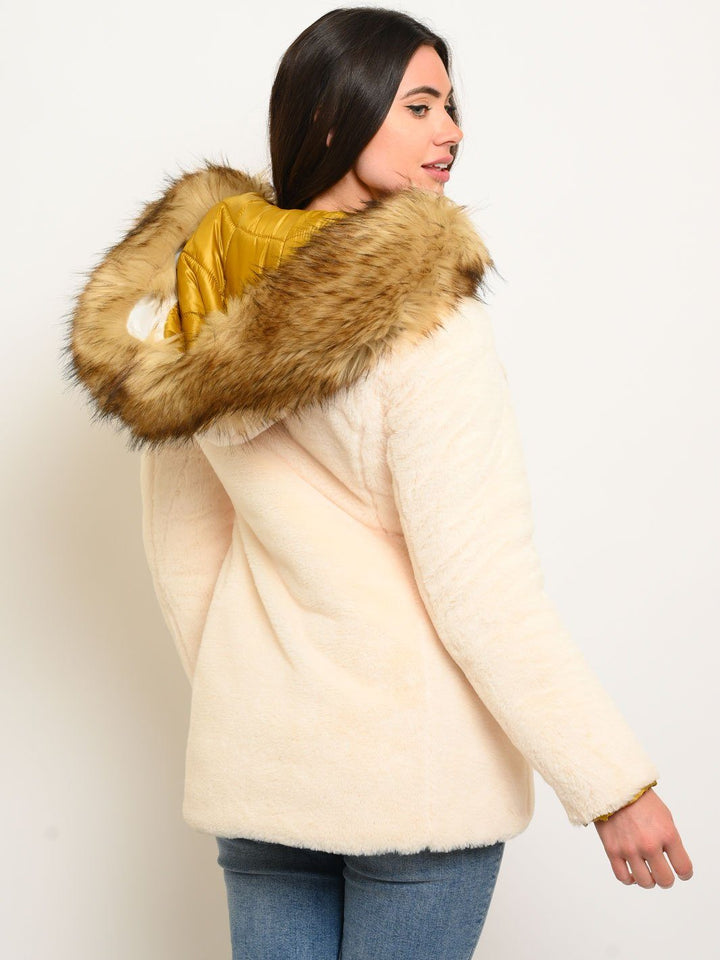 WOMEN'S MID-LENGTH HOODED QUILTED COAT