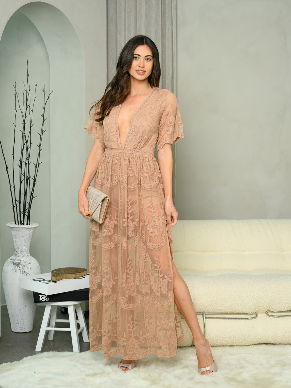 WOMEN'S SHORT SLEEVE V-NECK ALL OVER LACE MAXI DRESS