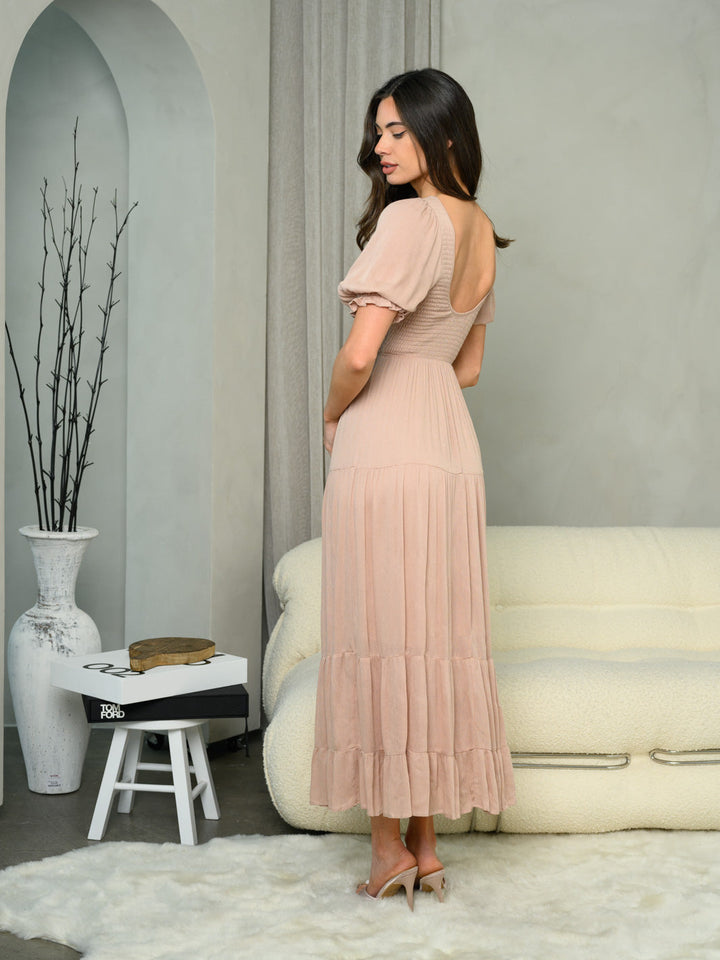 WOMEN'S SHORT SLEEVE SMOCK TIERED MAXI DRESS