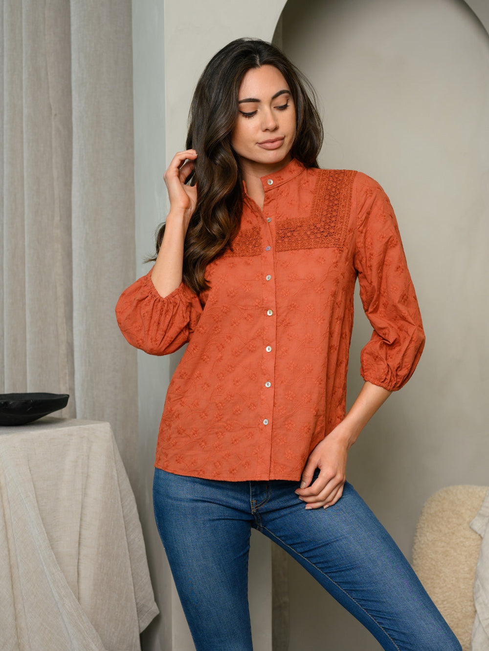 WOMEN'S 3/4 PUFF SLEEVE LACE TRIM TOP