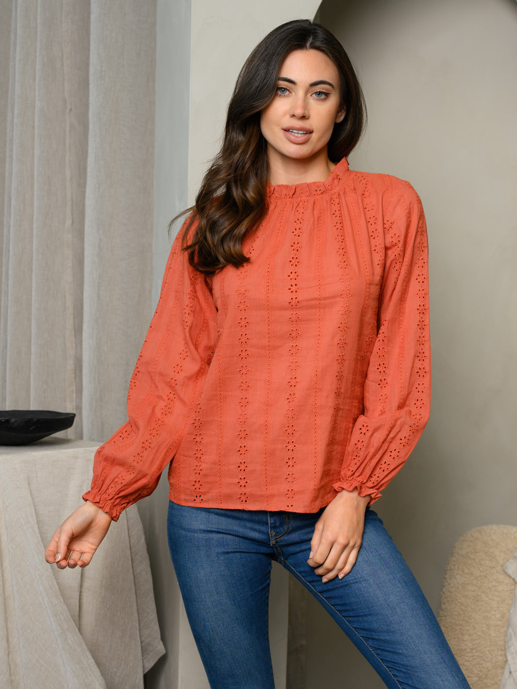 WOMEN'S LONG SLEEVE RUFFLE NECK EYELET TOP