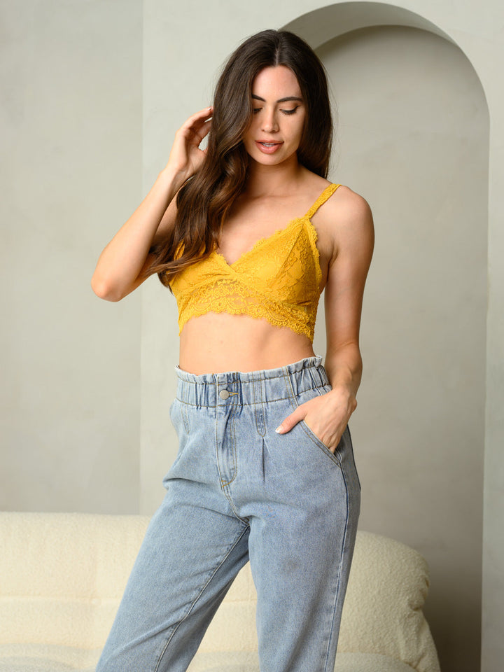 WOMEN'S SLEEVELESS V-NECK LACE BRALETTES