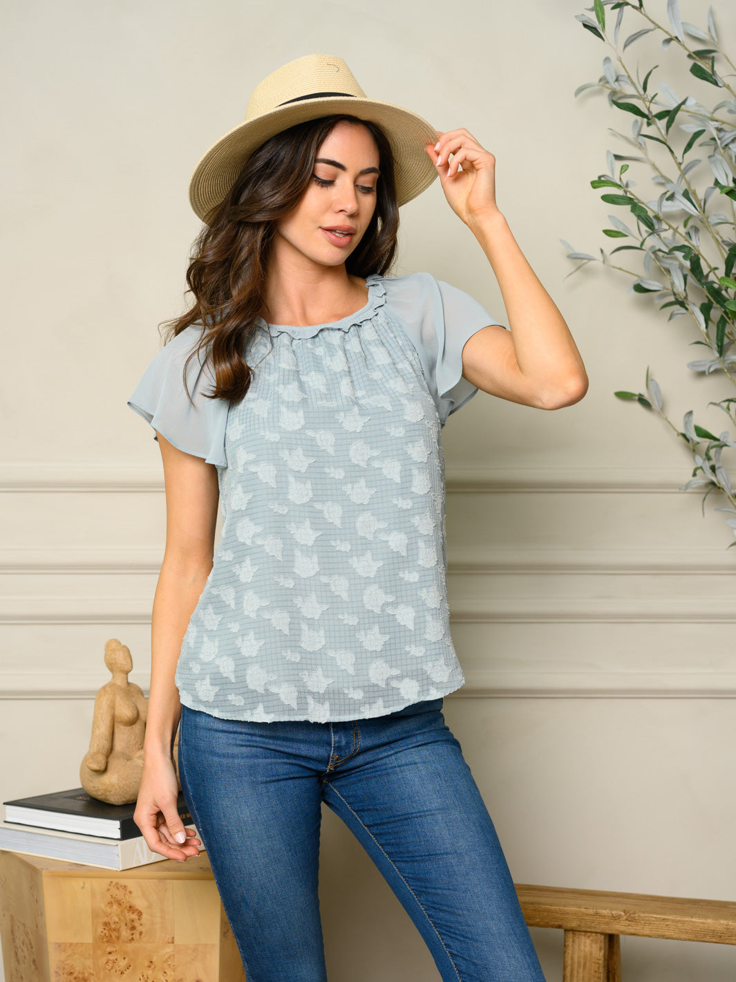 WOMEN'S SHORT SLEEVE FLORAL DETAILED TOP