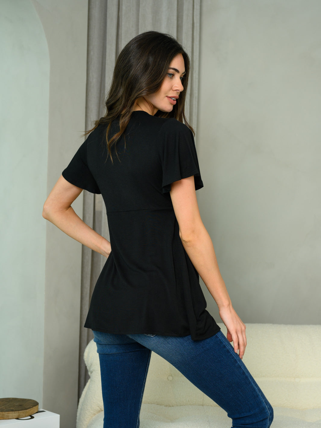 WOMEN'S SHORT SLEEVE SURPLICE BUTTONS DETAILED TOP