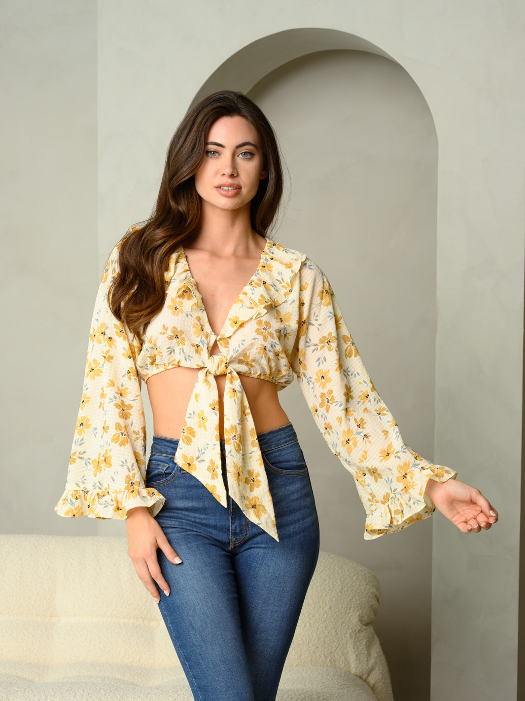 WOMEN'S LONG SLEEVE FLORAL RUFFLE SELF TIE CROP TOP