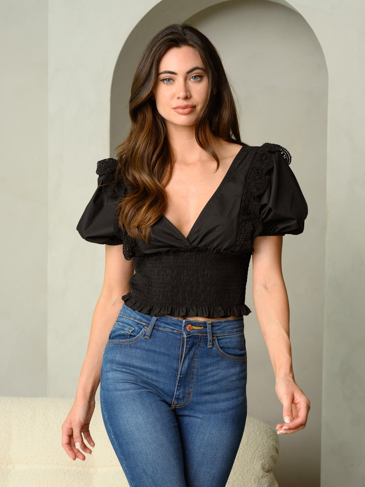 WOMEN'S SHORT PUFF SLEEVE SMOCK BACK V-NECK TOP