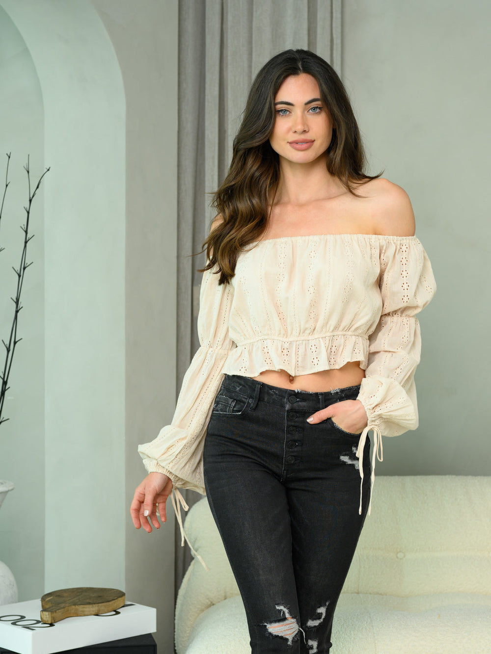 WOMEN'S LONG SLEEVE OFF SHOULDER EYELET CROP TOP