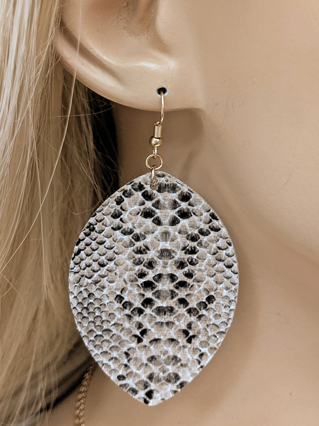 Leather Teardrop Fashion Earrings