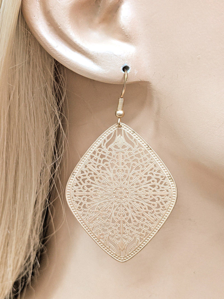 Leaf Cutout Drop Earrings