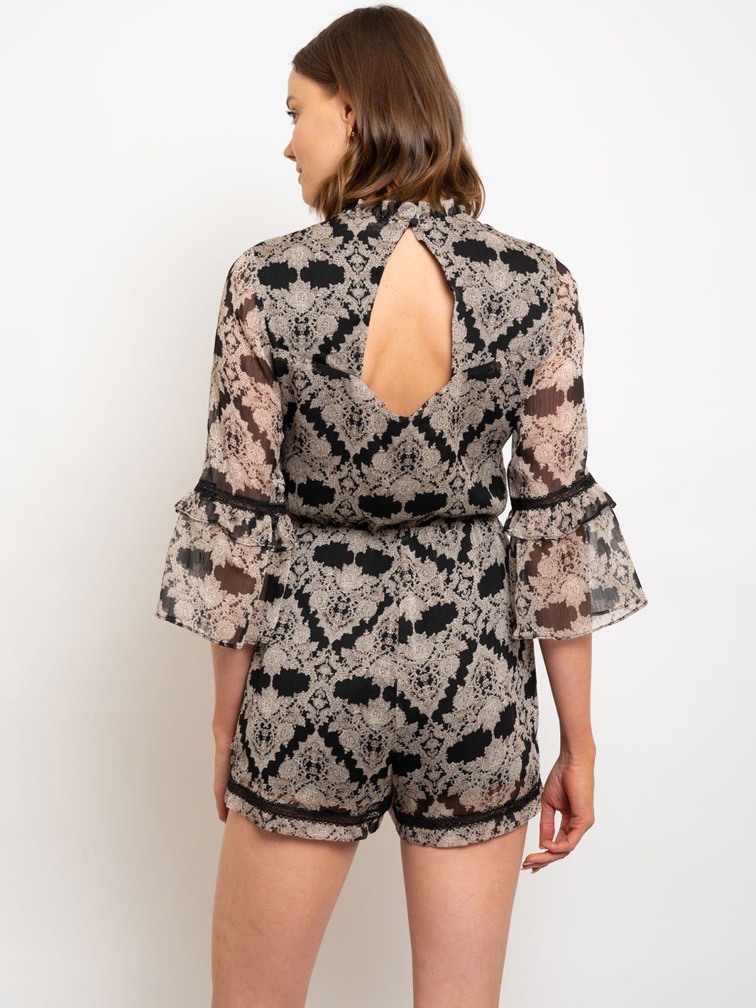 WOMEN'S 3/4 SLEEVE RUFFLE METALLIC FLORAL PRINT ROMPER