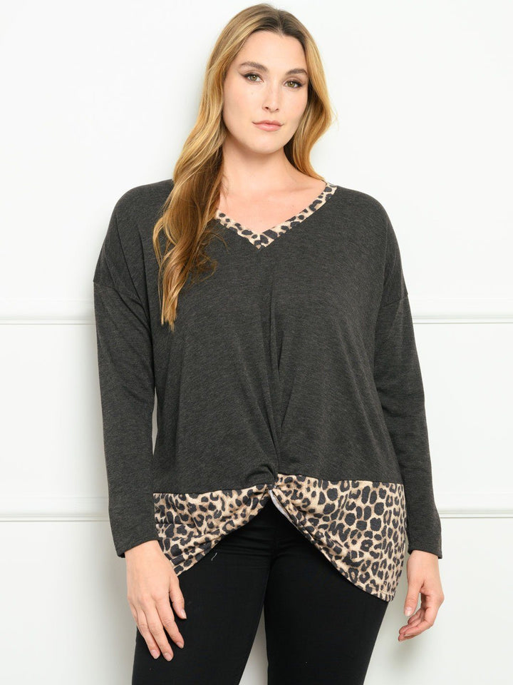 PLUS SIZE LONG SLEEVE ANIMAL PRINT SOLID V-NECK TOP