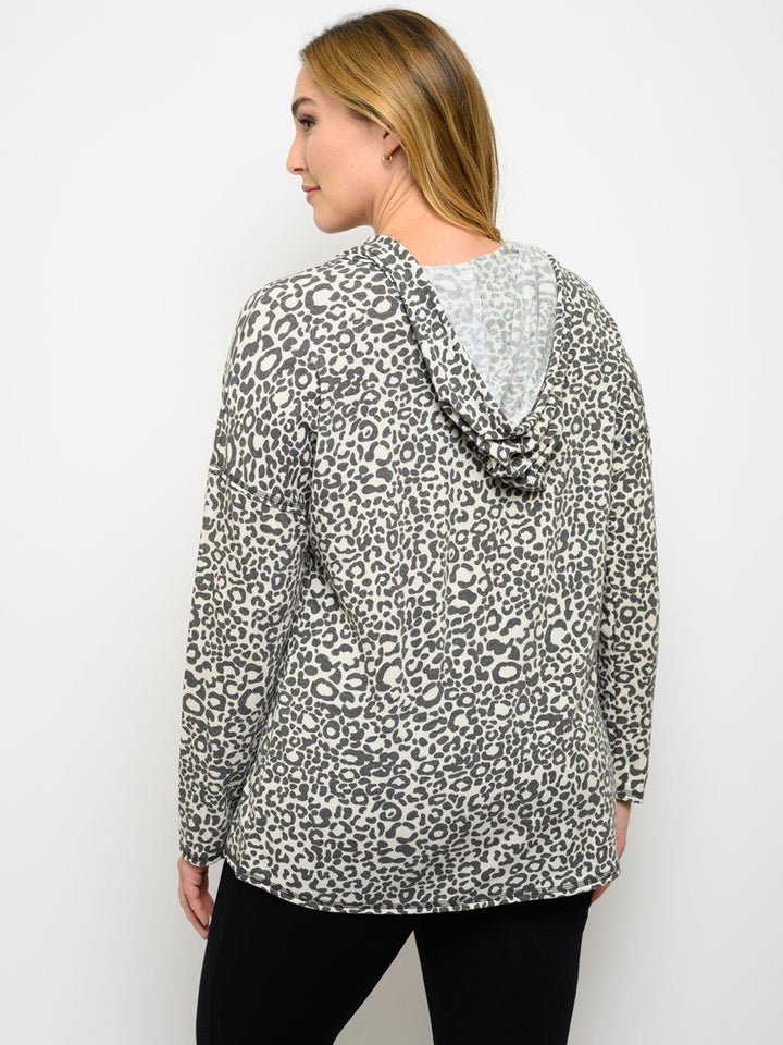 PLUS SIZE ANIMAL PRINT LONG SLEEVE HOODIE TOP